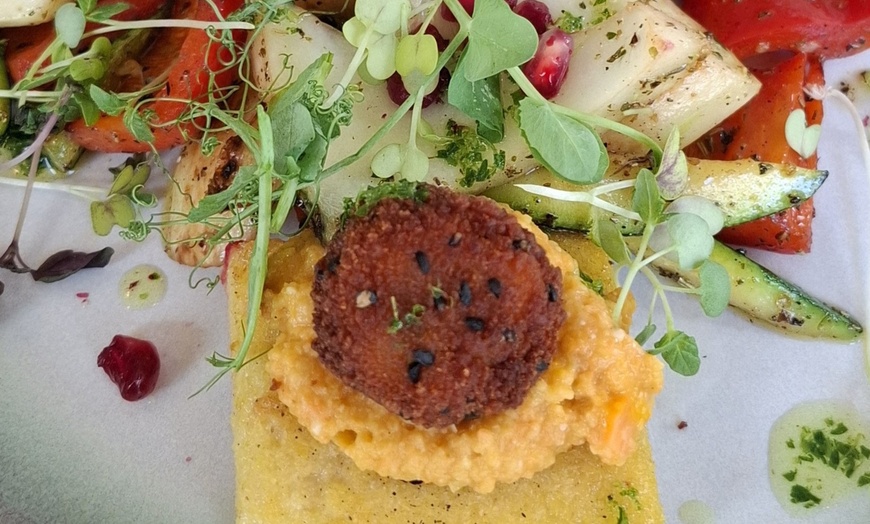 Image 4: Gehobenes europäisches 3-Gänge-Menü & Weinbegleitung für 2-4 Personen