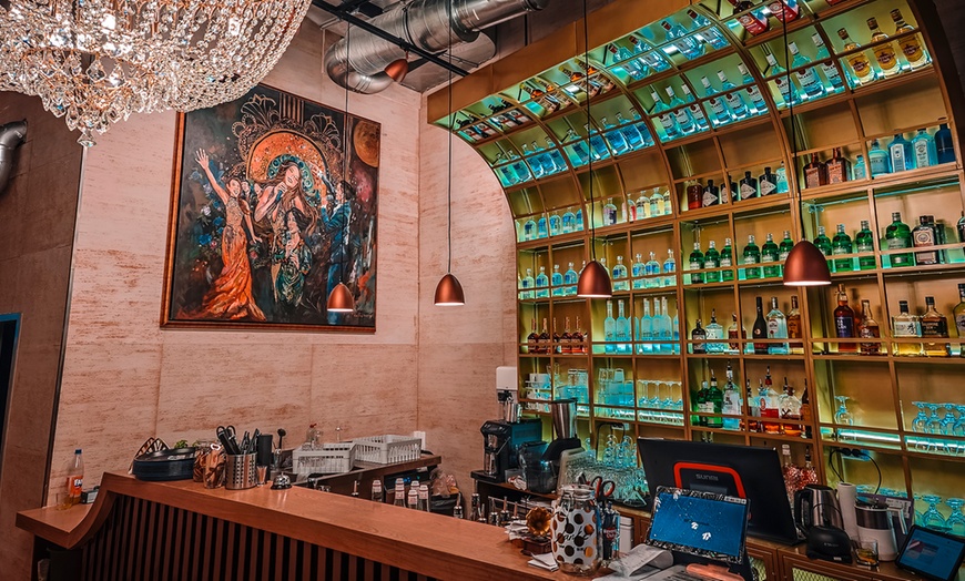 Image 6: Partybox Paket mit 3 Std. Karaoke und Prosecco für bis zu 14 Personen