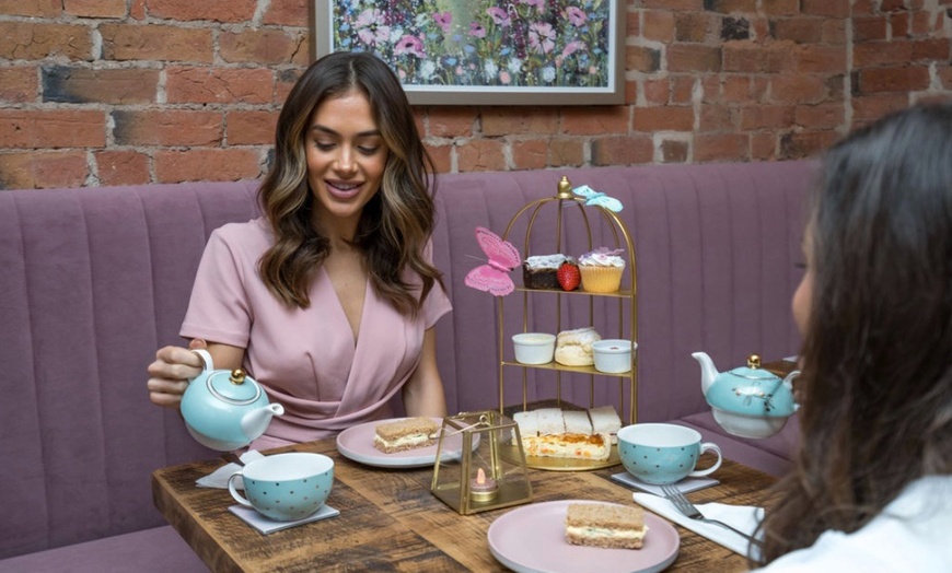 Image 1: Spa Experience: Mini Treatments, Cakes, & More For Child or Adult 