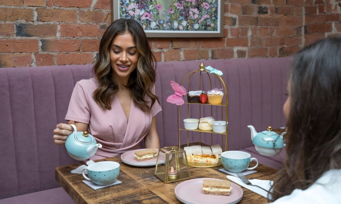 Spa Experience: Mini Treatments, Cakes, & More For Child or Adult