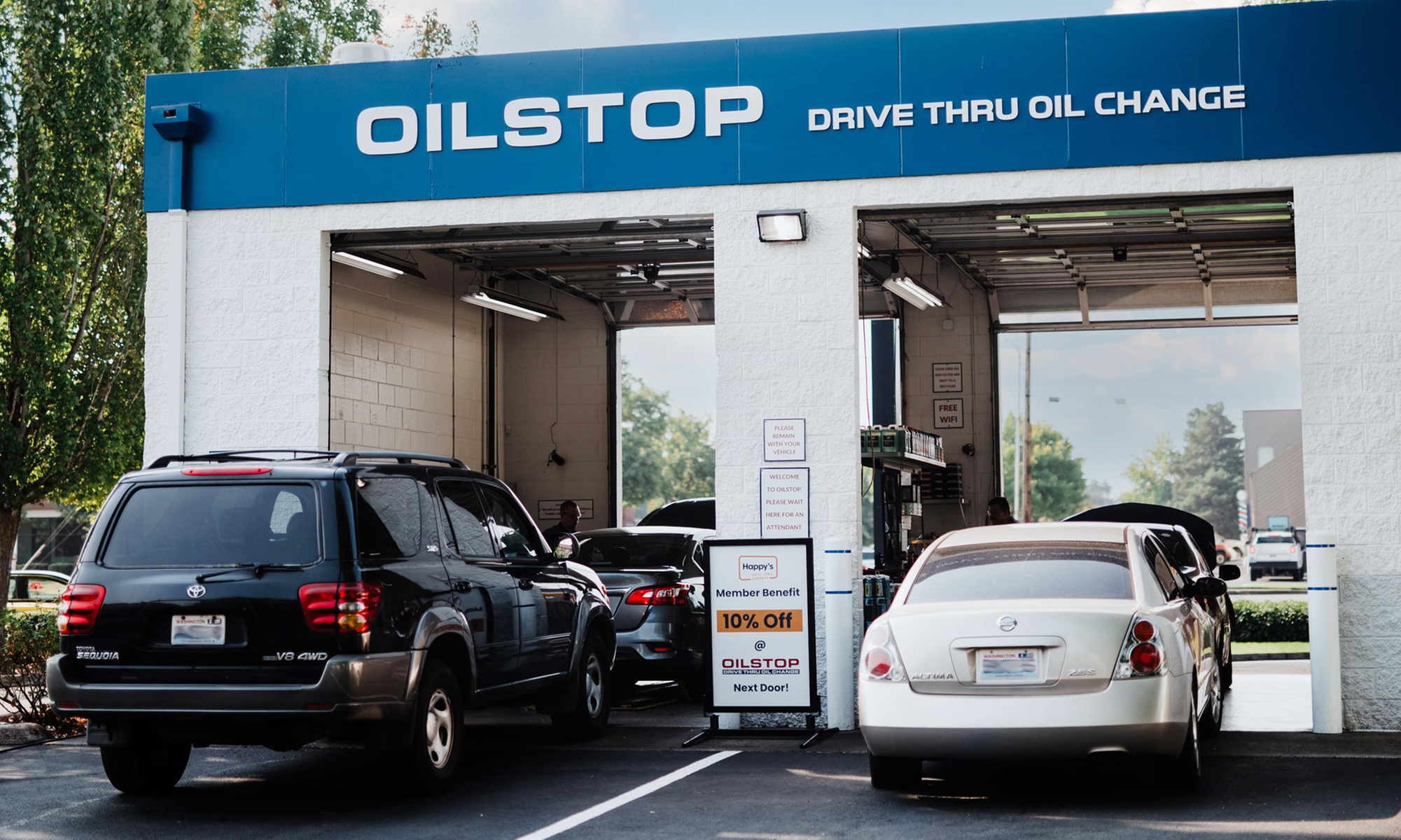 Efficient Drive-Thru Oil Change at Oilstop in Roseville