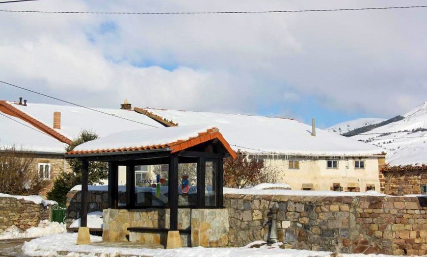 Image 2: Cantabria: apartamento completo con una habitación