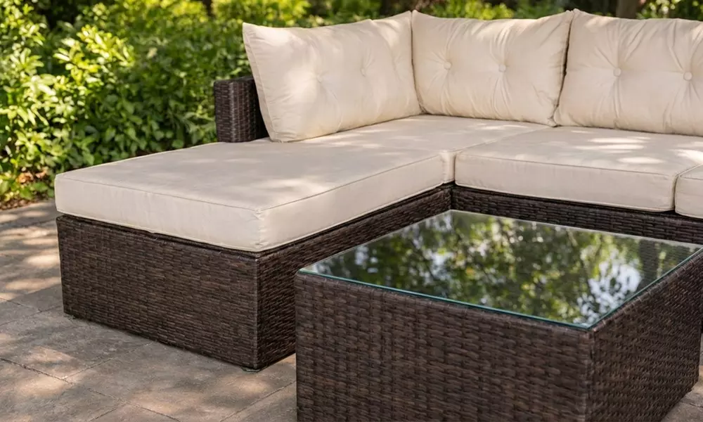 Salon de jardin Kocoon 8 places, modèle "Lola", en résine tressée