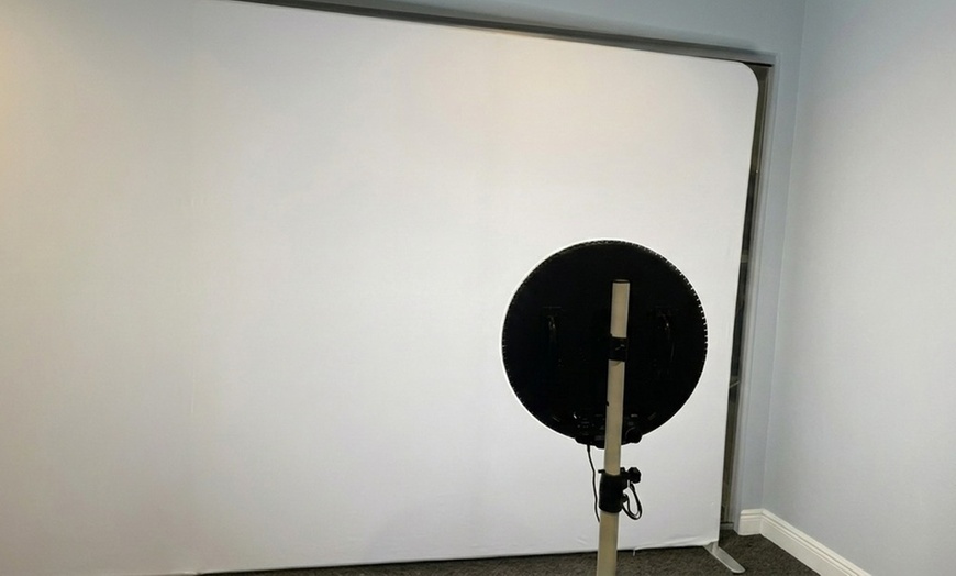 Image 2: Modern Photo Booth Rental: Unlimited Digital Photos & Fun Props