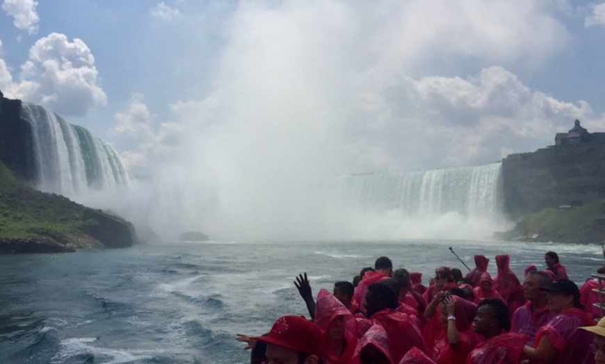 Image 2: Niagara Falls Bus Sightseeing Tour - Up to 23% Off