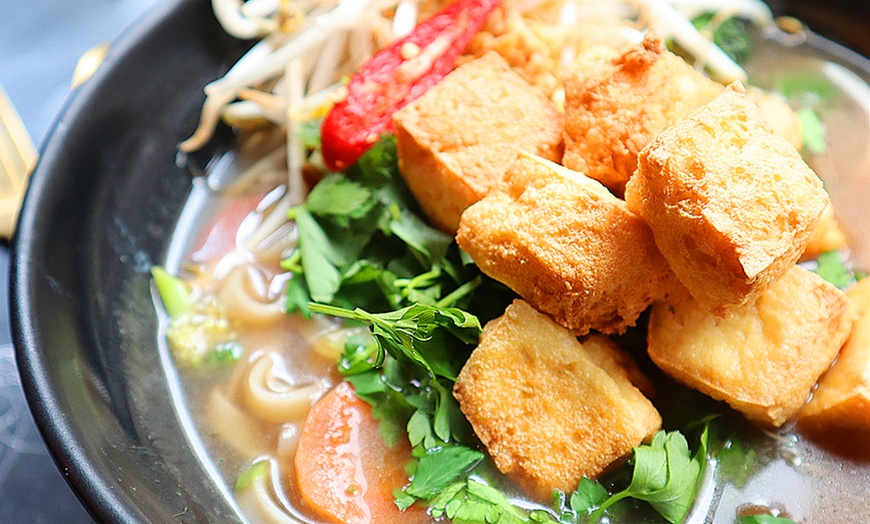 Image 19: The Noodle Bar Brussels : menu asiatique 2 services à Bruxelles
