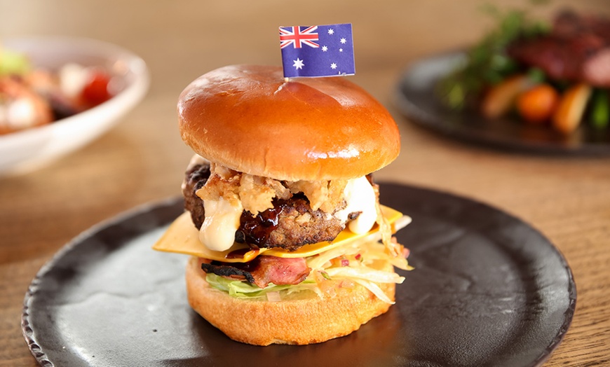 Image 4: Modern Australian Pub Food and Drinks