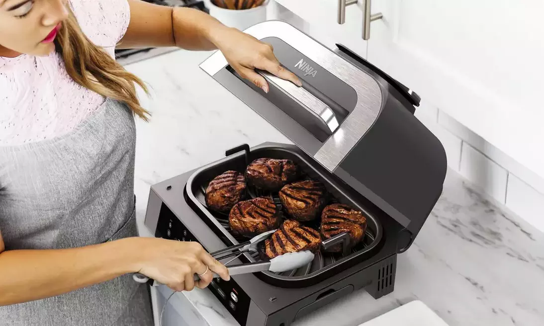Ninja 6-in-1 MAX Indoor Grill & Air Fryer - 3.8L, Plus Digital Meat Thermometer