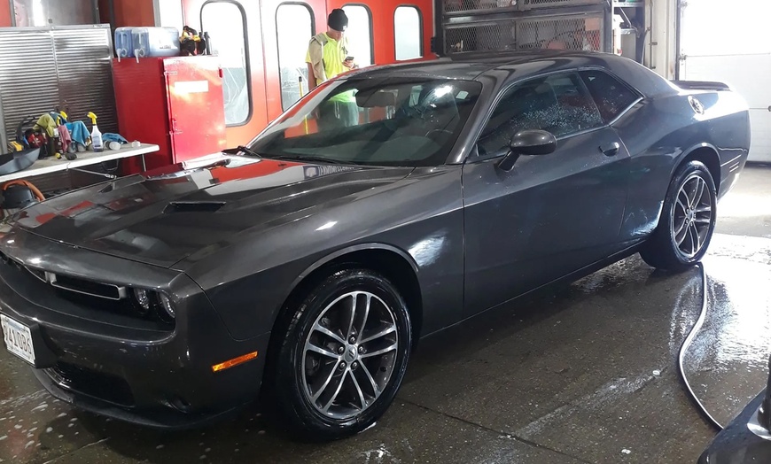 Image 3: Ultimate Car Detailing With Crystal Clear and Aqua Shine Deluxe Detail 