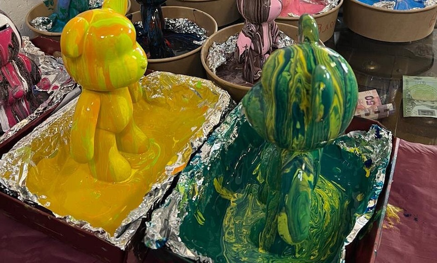 Image 11: Taller de pintura de un osito de peluche para 1 o 2 personas