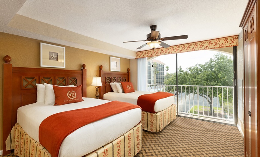 Image 3: Splash into adventure with waterpark fun for all ages!