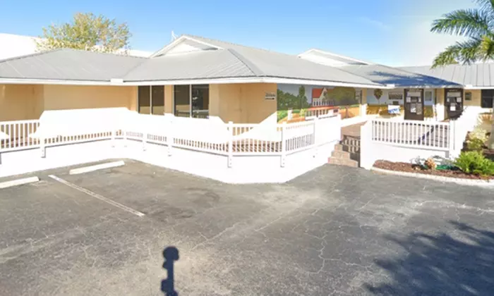 Refresh with Customizable 60-Minute Facial Sessions –Choose 1, 2, or 3