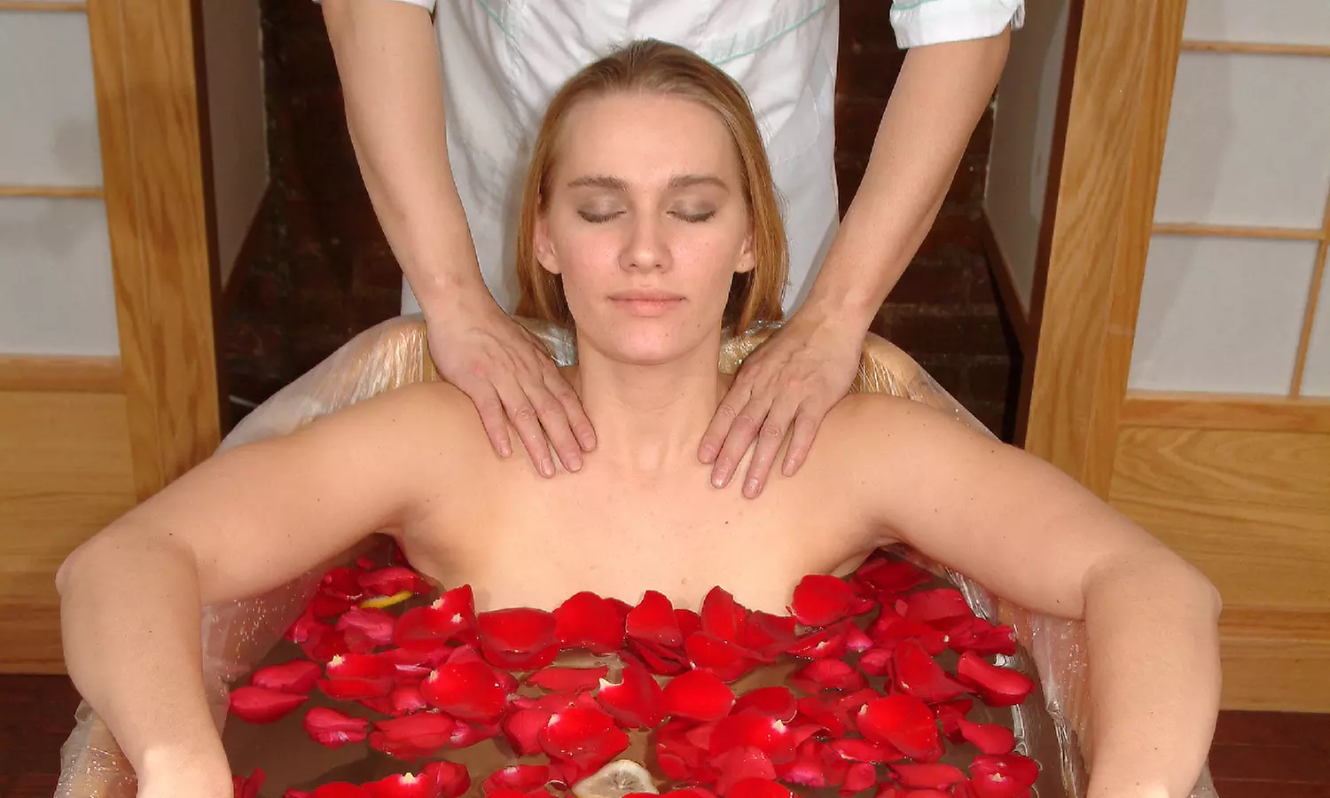 60-Minute Individual or Couples Massage at The Couple Spa