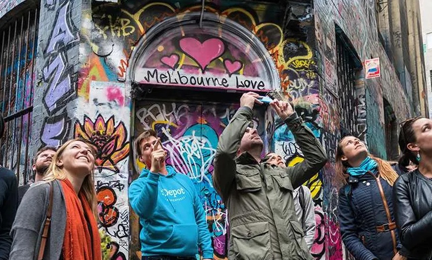 Image 2: Explore Melbourne's Top Bars & History Tours With Friends For Up to 8