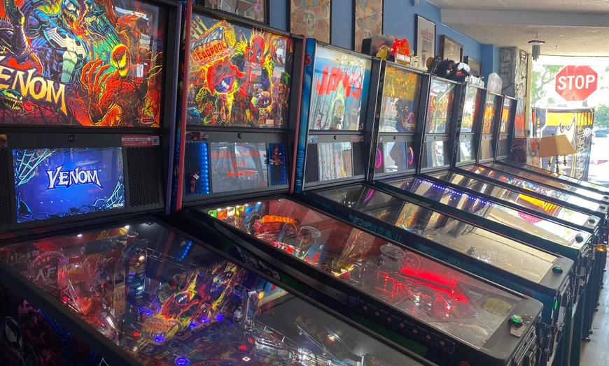 Image 2: 2-Hour Pinball Arcade Long Beach All You Can Play Pinball for Up to 6