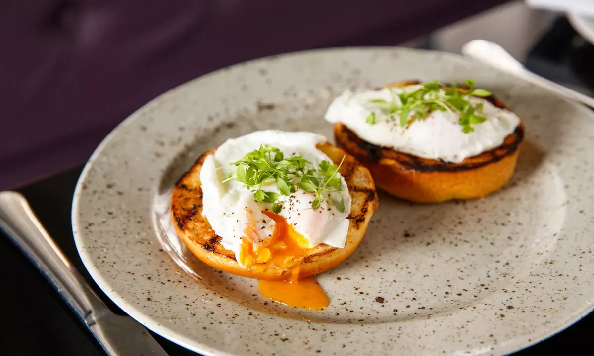 Bolton: Standard Double or Twin Room with Breakfast, Prosecco, & More