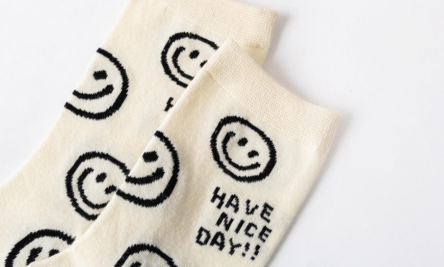 Image 6: 5 or 10 Pairs of Smiley Socks for Women