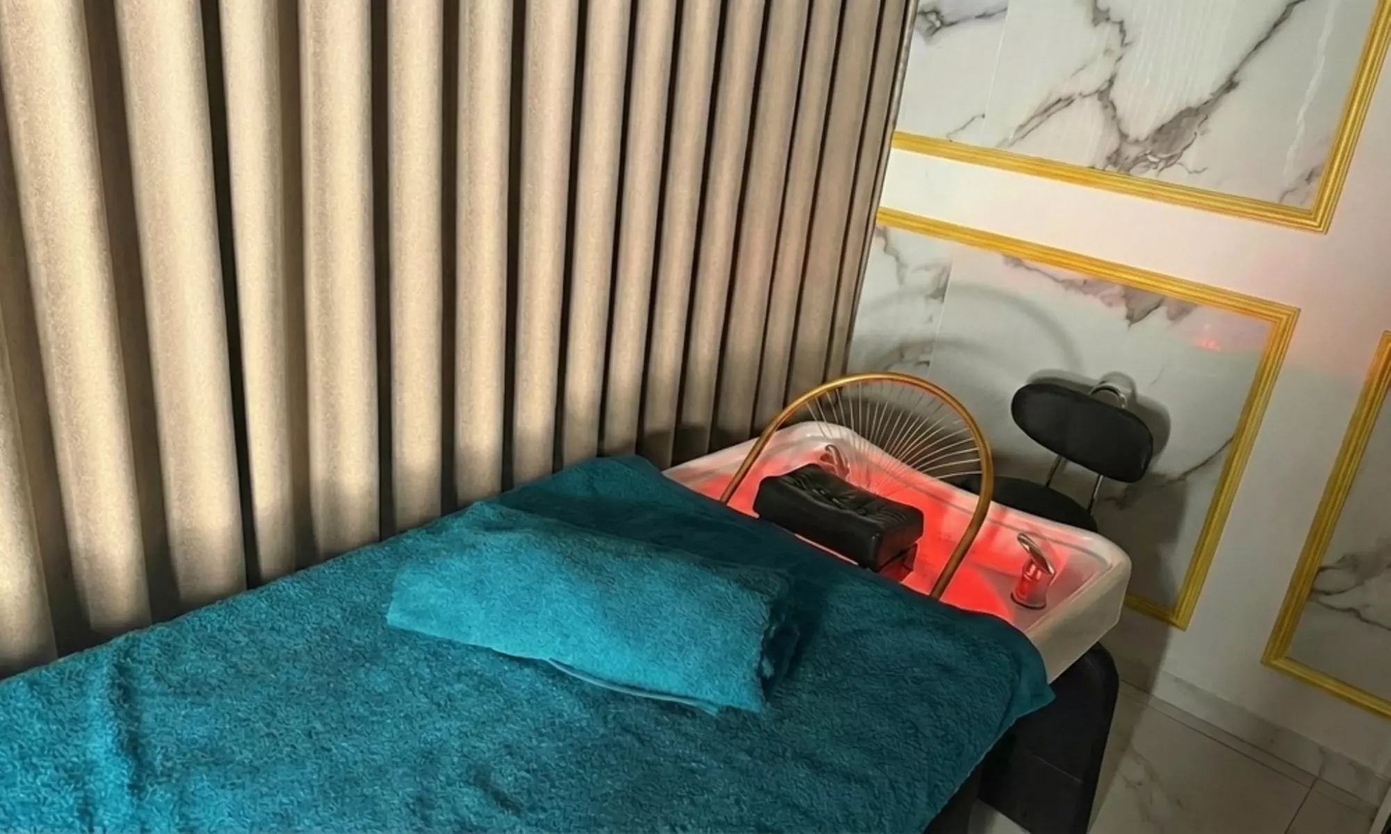 Pure luxe en ontspanning: massage naar keuze of Japanse Head Spa