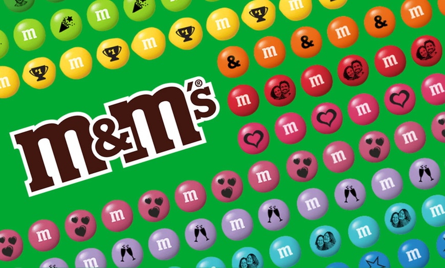 Image 1: Des M&M’s® à votre image pour une fin d'année colorée