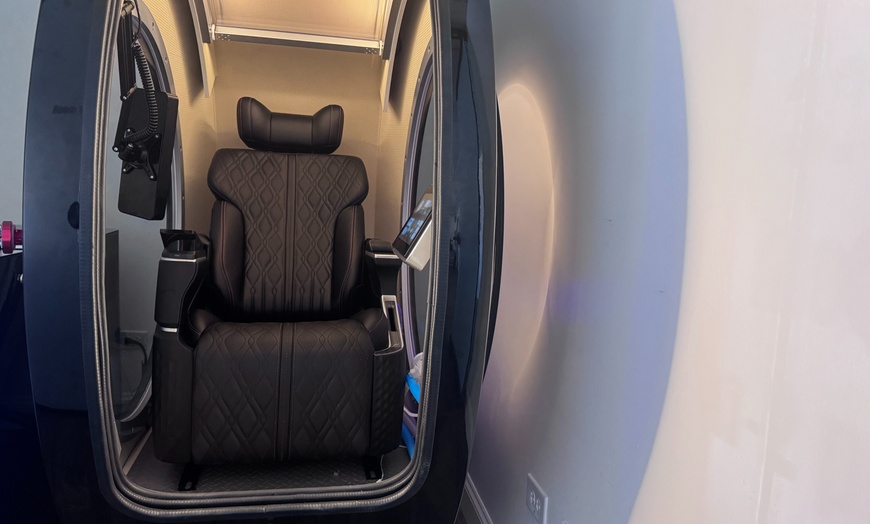 Image 2: 60-Minute Hyperbaric Oxygen Chamber Sessions for Wellness & Recovery