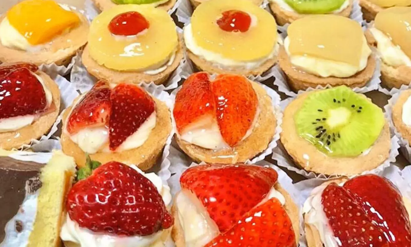 Enjoy Cake Pops, Cupcakes, Cookies & More Delicious Treats
