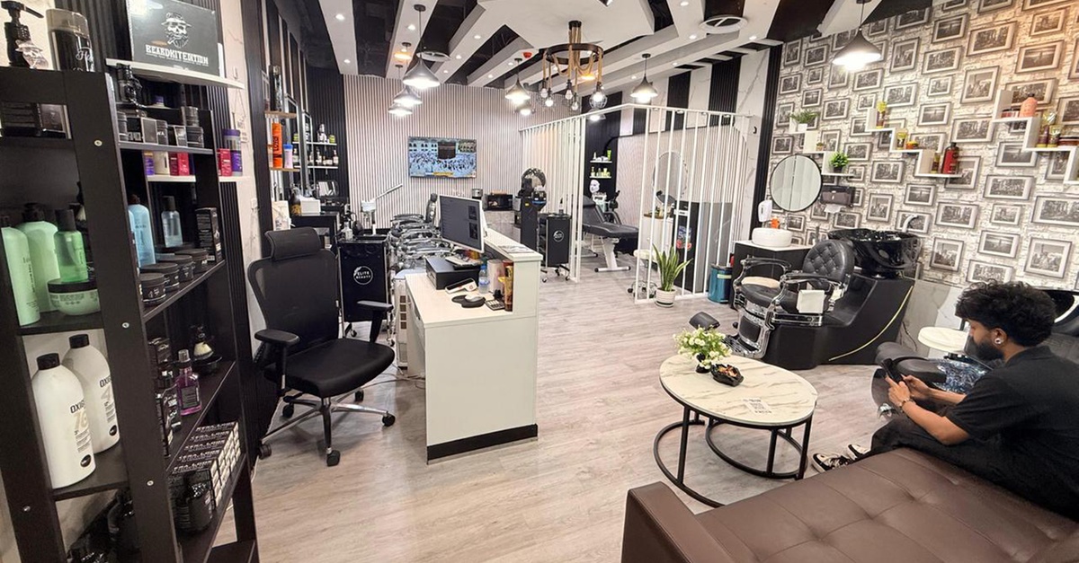 Expert Haircuts & Revitalizing Facials For Modern Men Expert Haircuts & Revitalizing Facials For Modern Men