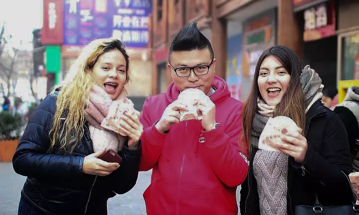 Explore Day or Night Flavors of Flushing Food Tour for Up to 4 People 