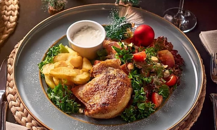 Image 5: Festliches 3-Gänge-Gänsemenü mit Knödel und Rotkohl für 2 / 4 Personen