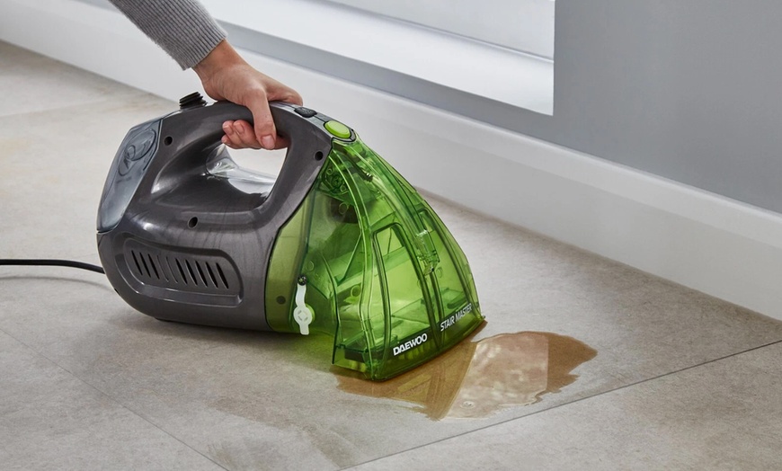 Image 7: Daewoo Hurricane Stair Master - 500W Carpet and Upholstery Cleaner
