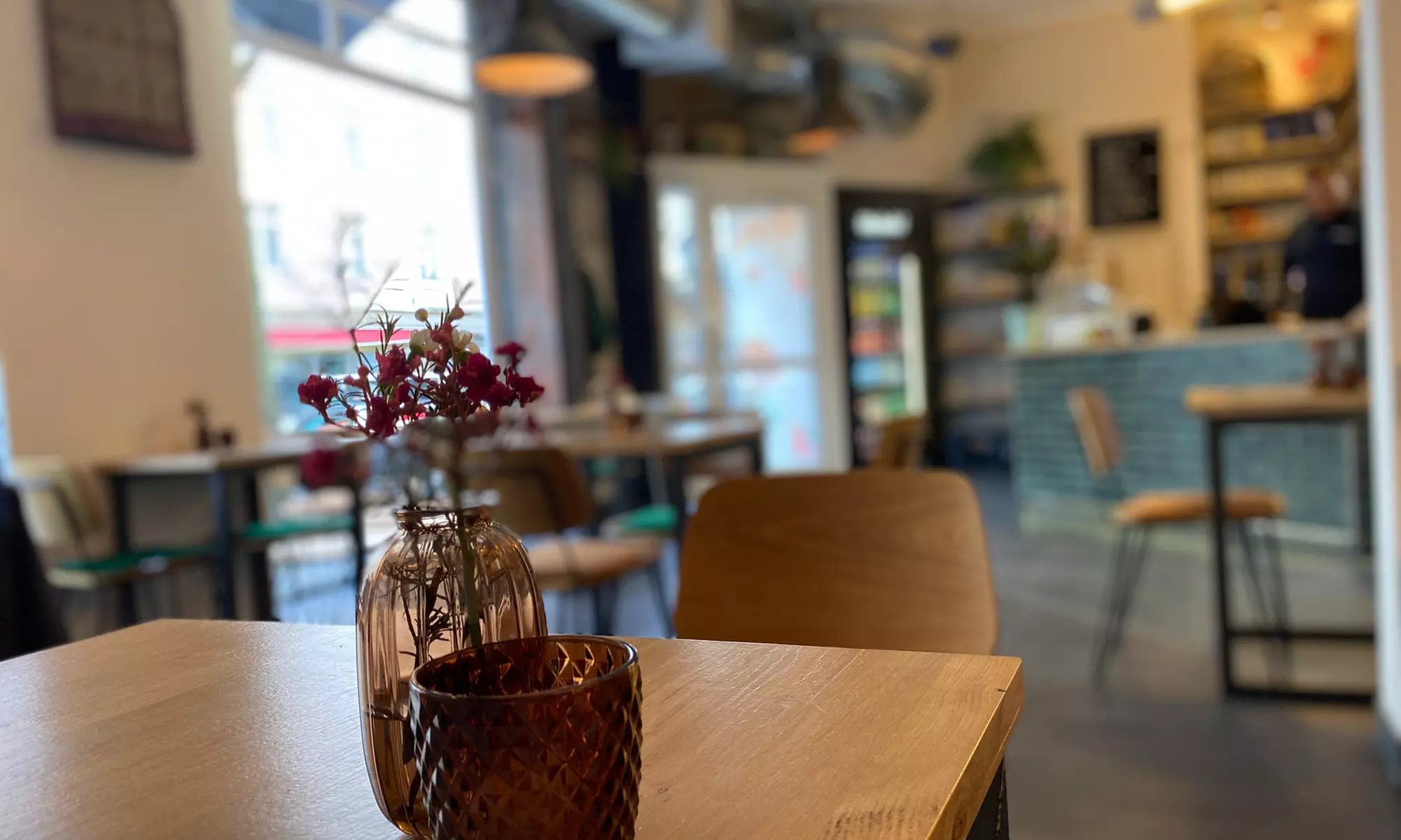 Focaccia oder Pasta nach Wahl inkl. Hauslimo oder Fassbier