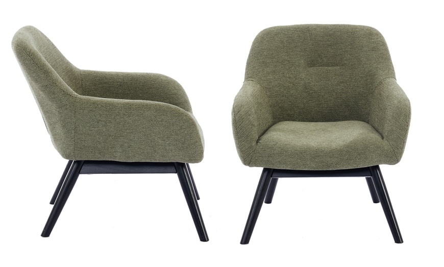 Image 34: Poltrona scandinava con gambe in legno massello Doosense