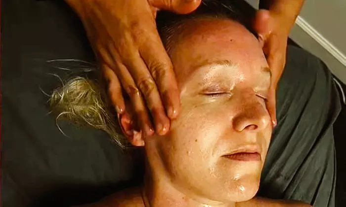 Enjoy Back Scrub, Infrared Body Wrap, Scalp Massage and Foot Scrub