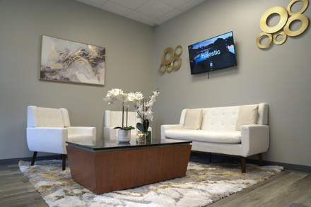 Brow Lift (Daxxify, Jeuveau, or Xeomin) - Houston Wellness And Aesthetics