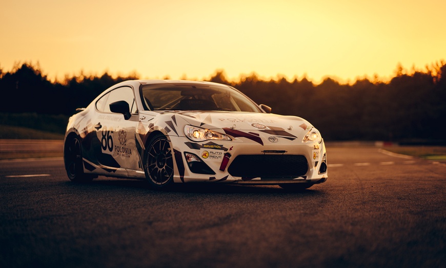 Image 29: Rajdowe emocje: przejazdy jako kierowca lub pasażer wyścigowych aut