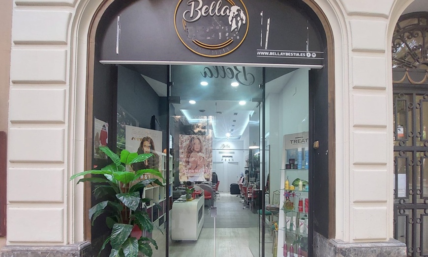 Image 3: Alisado de keratina y corte para melenas cortas o largas