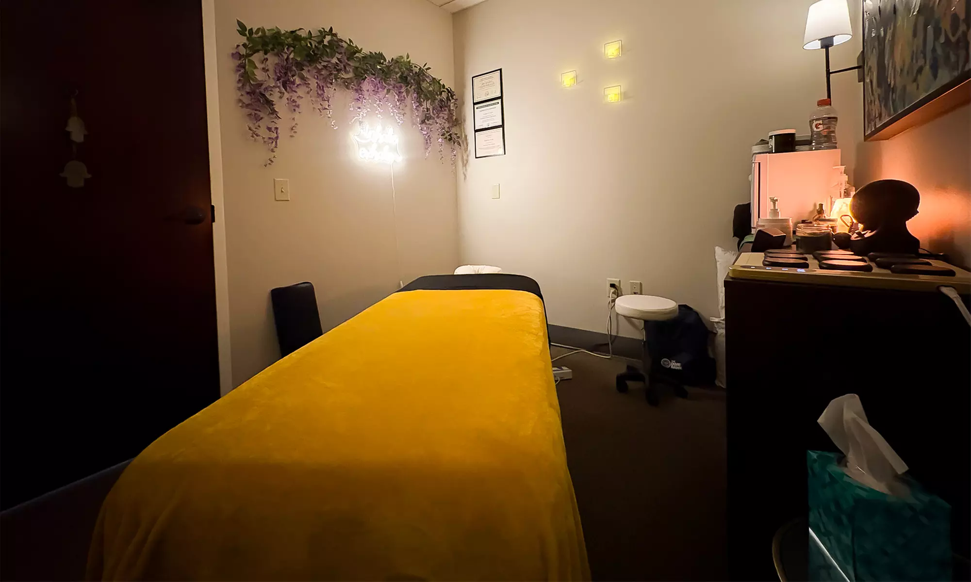 Relax with 60-or 90-Minutes: Choice of Massage