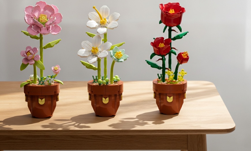 Image 1: Kit de construction florale créative avec pièces détaillées