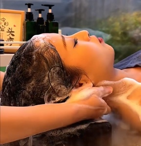 Ultimate Head Spa Experience - Includes Scalp Massage, Mini Facial & Décolleté Treatment || 60-Minute Solo Session - Tayla Spa