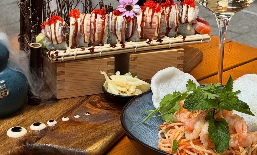 Image 2: 20 € oder 30 € Wertgutschein für Asia Fusion