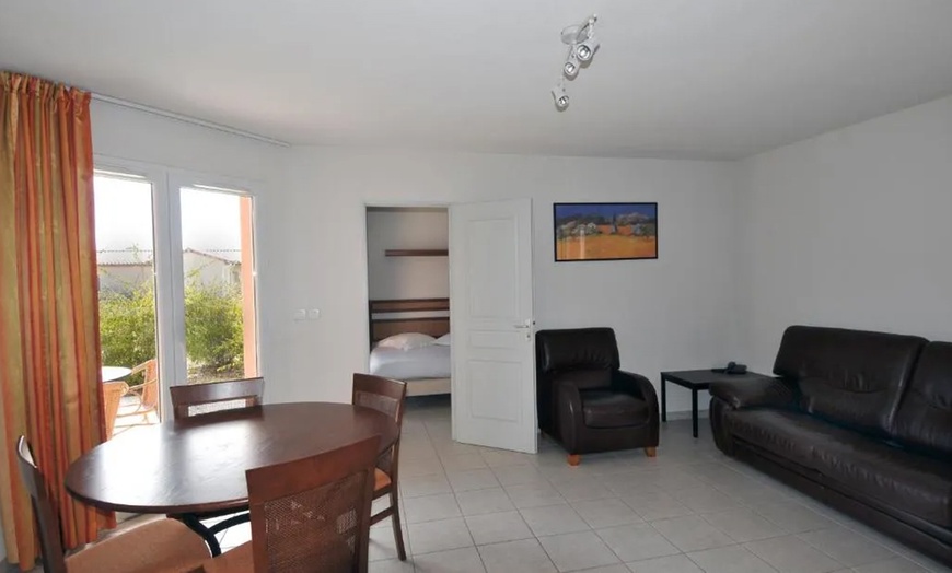 Image 17: Drôme : studio ou appartement avec piscine et sauna, pdj en option