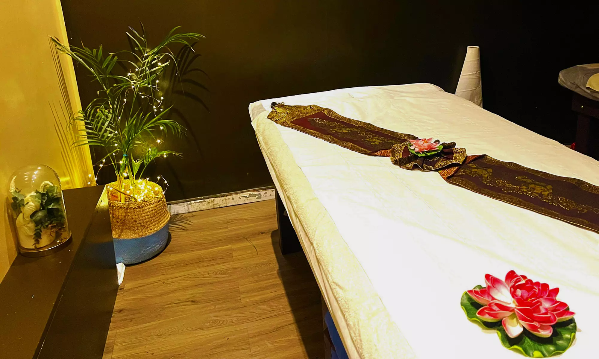 Massage aux huiles en solo ou duo à 15 Art beauty