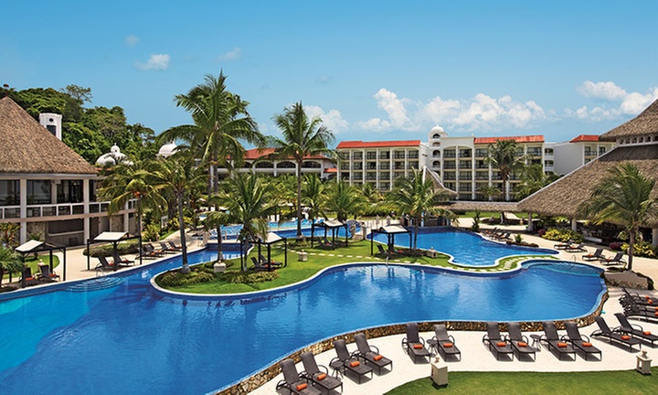 ✈ 5-Night Part All-Inclusive Panama Vacation w/ Air from Travel by Jen