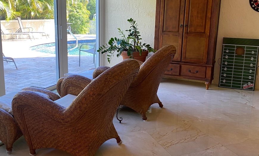 Image 3: Professional Cleaning Packages with Flexible Hour Options