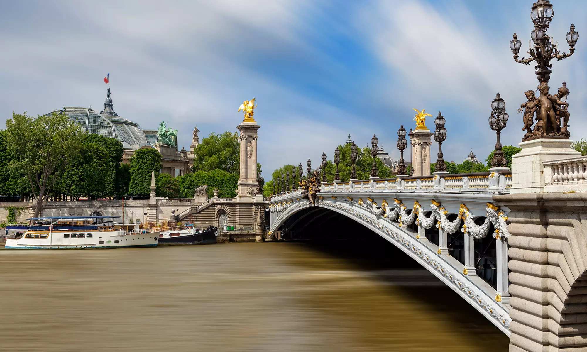 ✈ 8-Day Paris, Zurich and Milan Vacation w/Hotel & Air