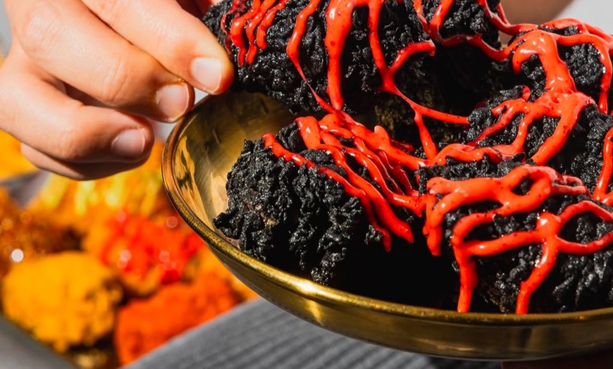 Image 1: Para 2 personas: arroces o tallarines, pollo frito, wakame o kimchi 