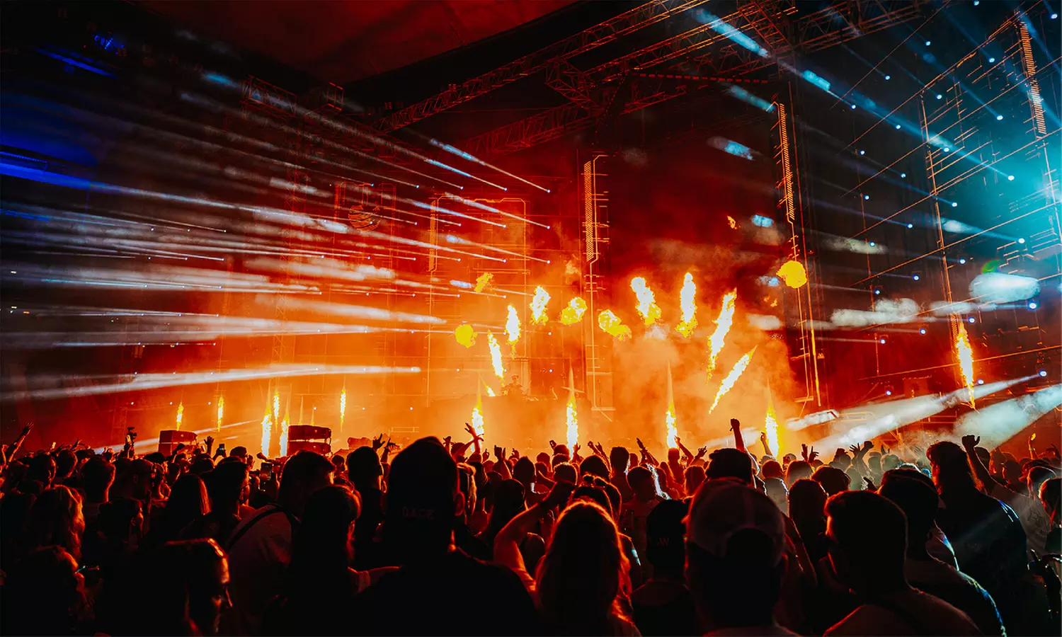 Wochenend- oder VIP-Ticket für WORLD CLUB DOME