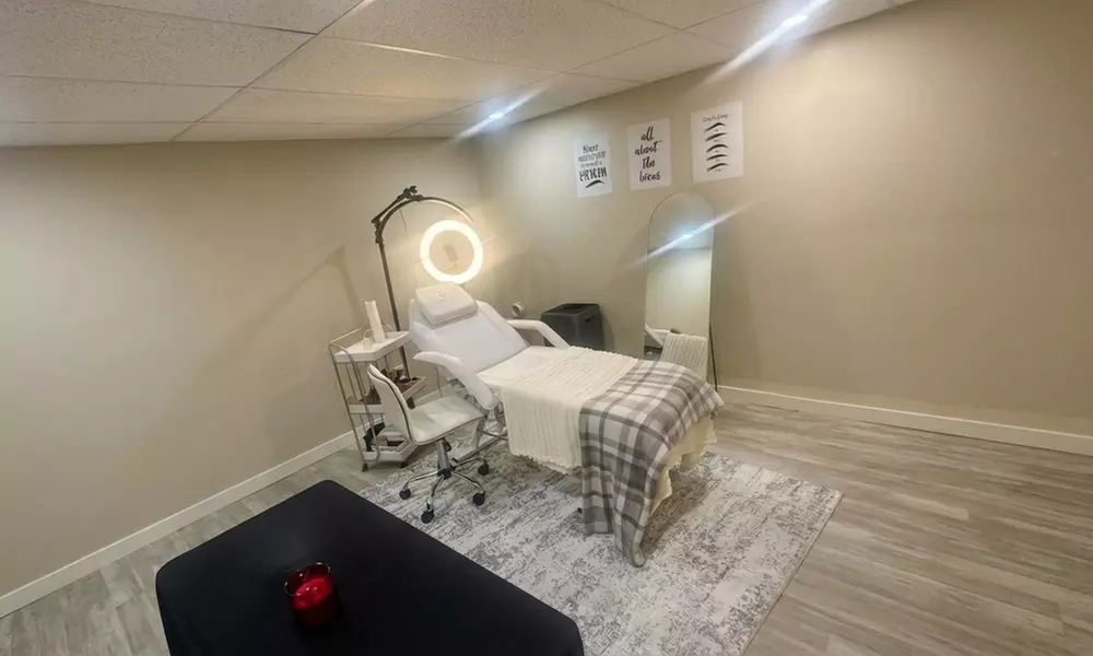 Enhance with One Full Set of Classic or Volume Eyelash Extensions w/ Optional One Touch-Up Session(Up to 44%Off)