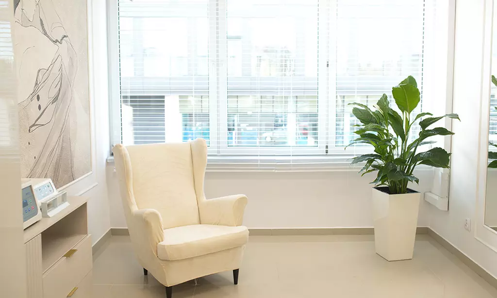 Mezoterapia igłowa: okolice oczu i ust i więcej w CLINIC 5D