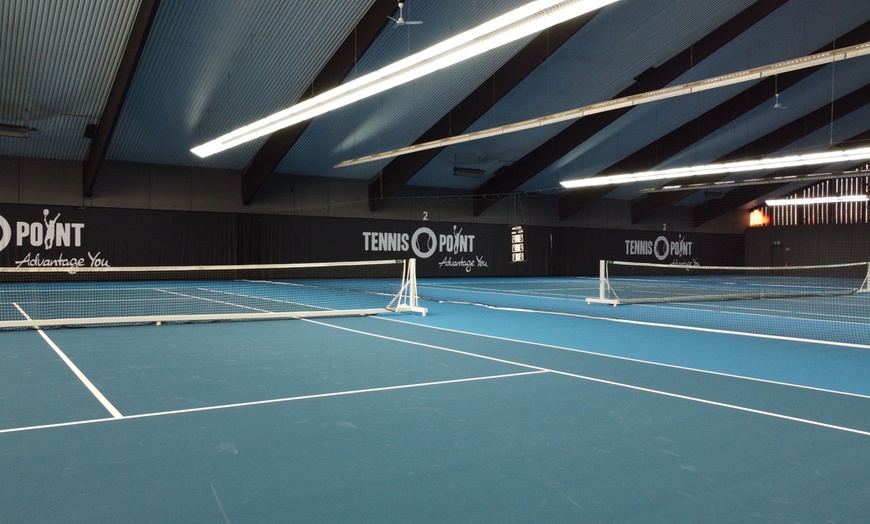 Image 1: 60 Min. Tennis für bis zu 4 Personen: Spielspaß auf Top-Courts