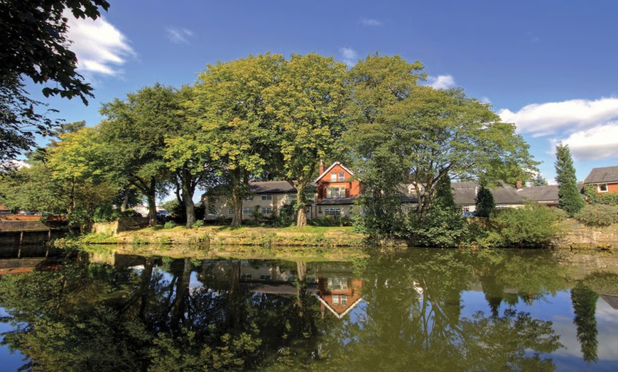 Image 1: Greater Manchester: Stay with Breakfast